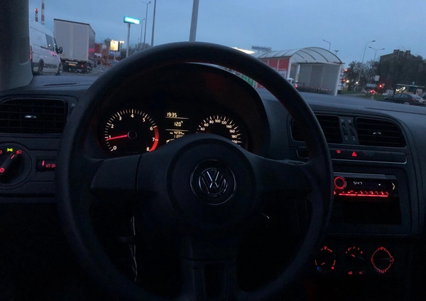 Volkswagen Polo cena 17000 przebieg: 110500, rok produkcji 2011 z Łódź małe 232